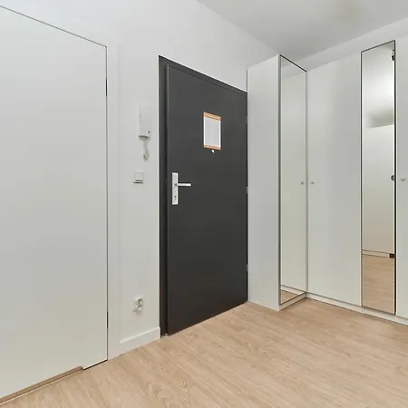 Modern Apartments Kosciuszki With Free Garage Wroclaw By Noclegi Renters Exterior foto