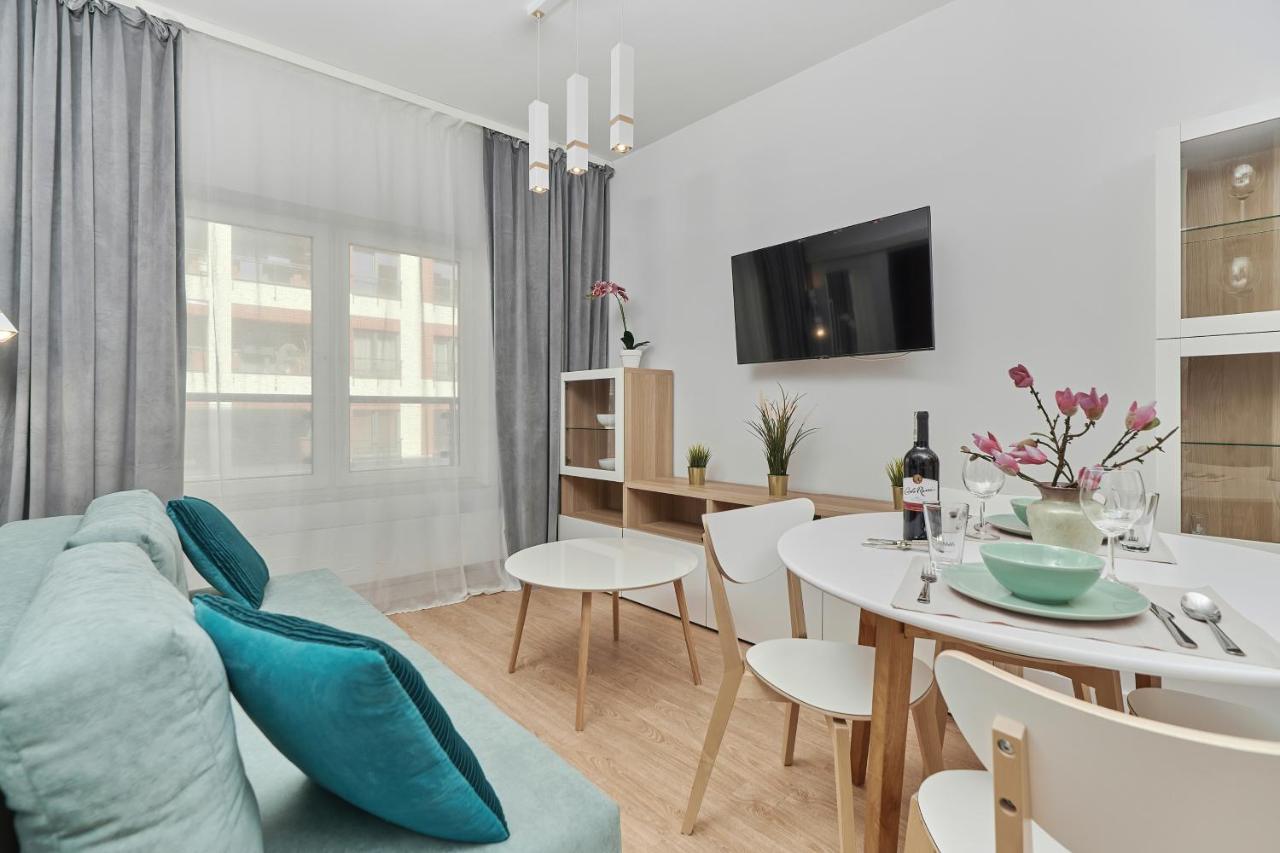 Modern Kosciuszki With Free Garage By Renters Breslau