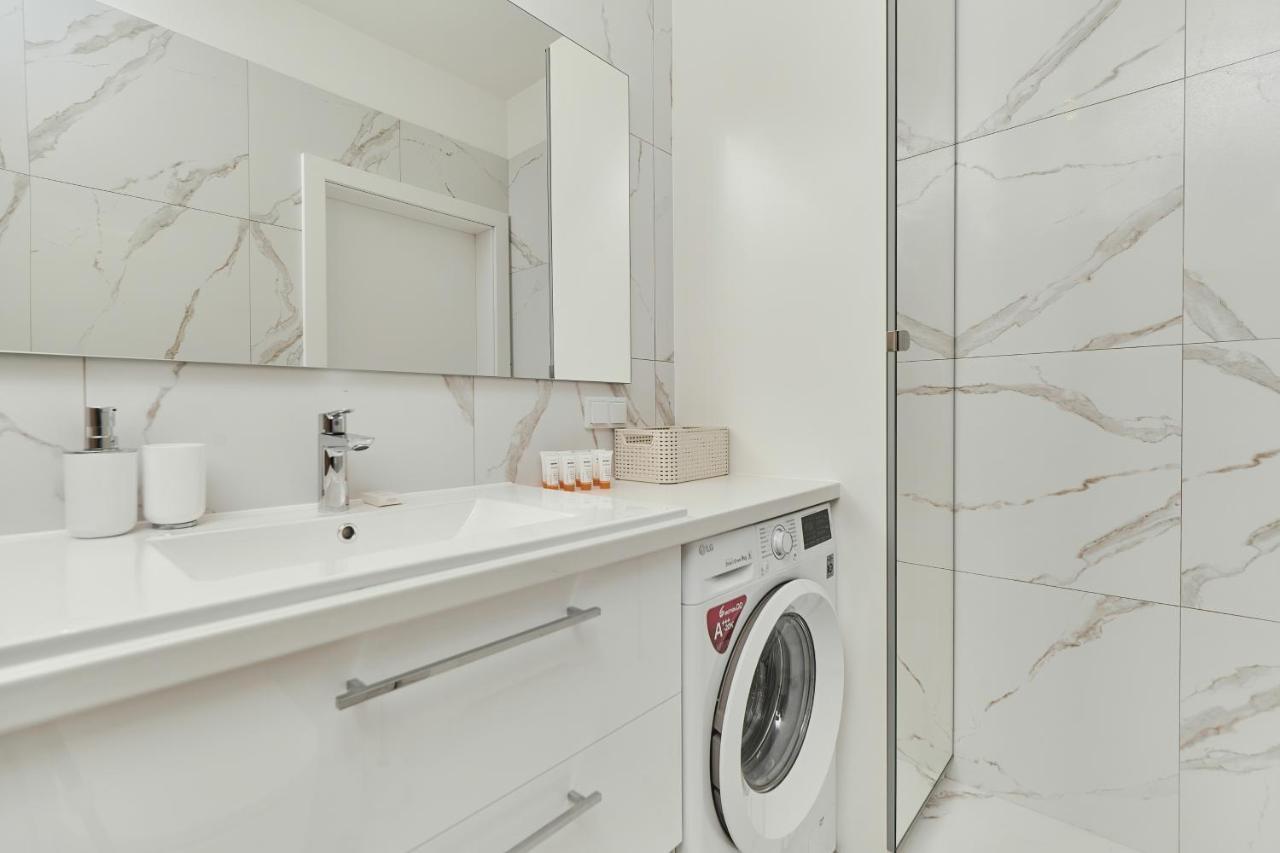 Modern Kosciuszki With Free Garage By Renters Apartment *