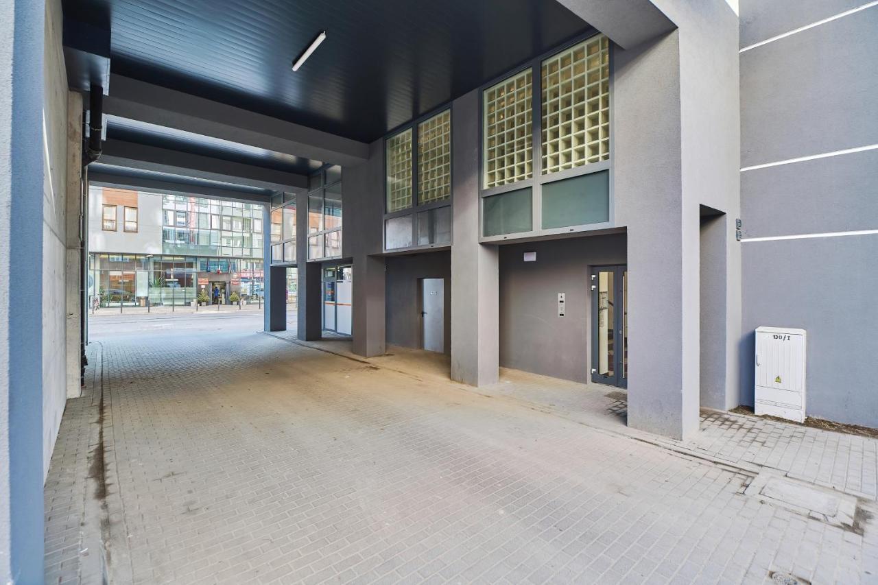 Modern Kosciuszki With Free Garage By Renters Apartment Breslau
